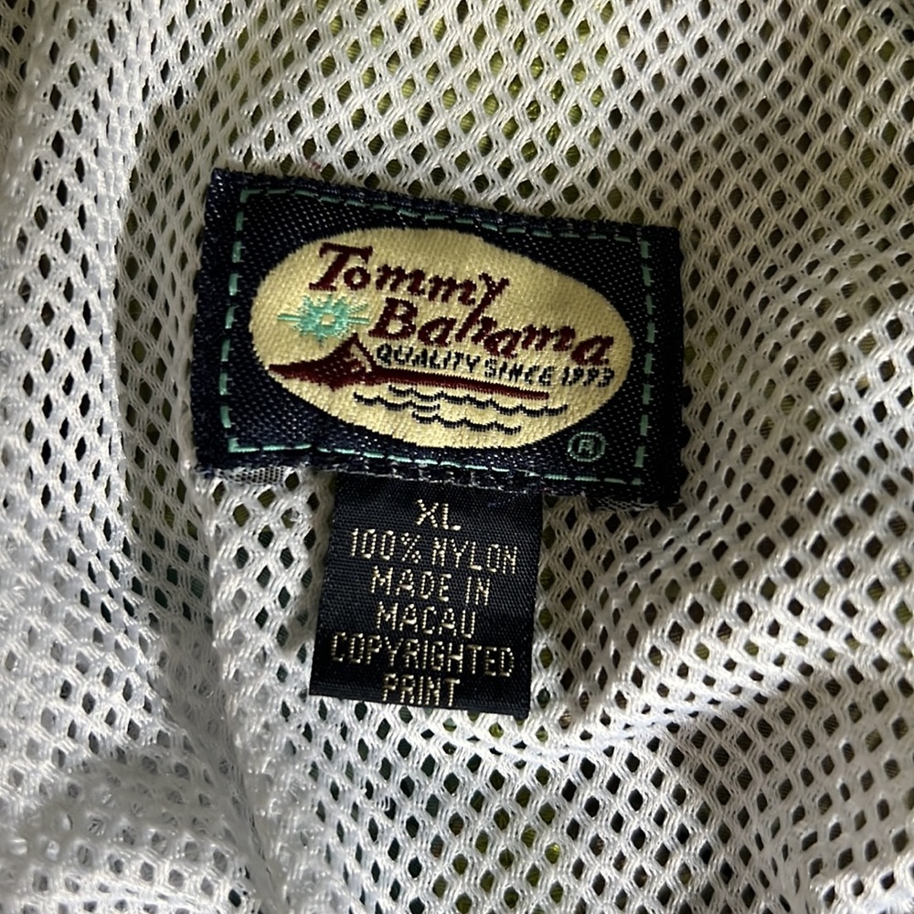 Tommy Bahama men’s XL bathing suit - Picture 3 of 3